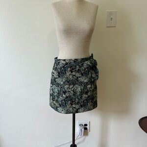 Zara Black and Green Floral Mini Skirt w Bow Detail